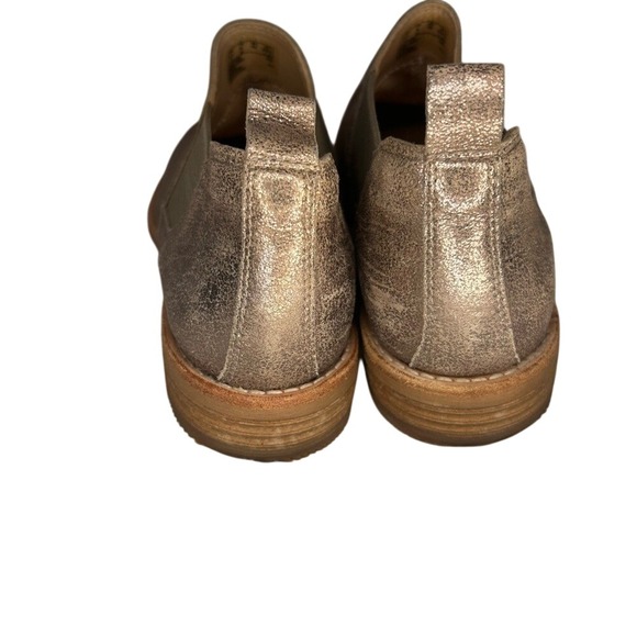 Clarks Metallic Leather Chelsea Ankle‎ Boots Slip On Bronze Pewter 6M Women's - Picture 4 of 7